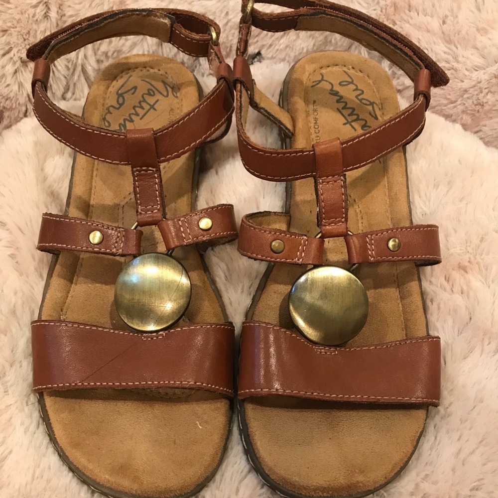 Naturalizer Natural Soul Brown Sandals size 5